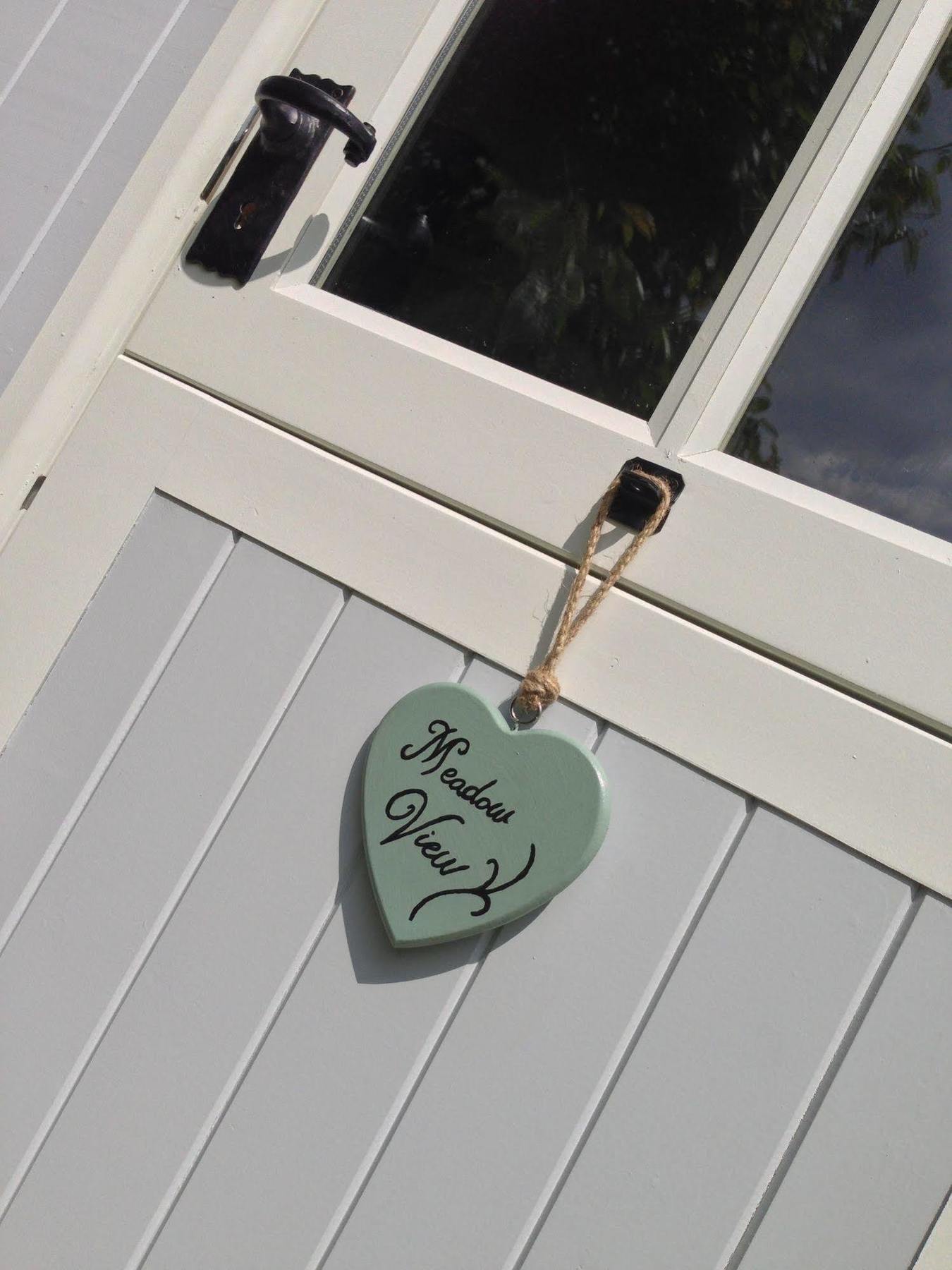 Posh Huts Farmstay Falstone Bagian luar foto