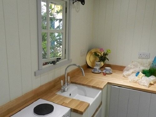 Posh Huts Farmstay Falstone Bagian luar foto