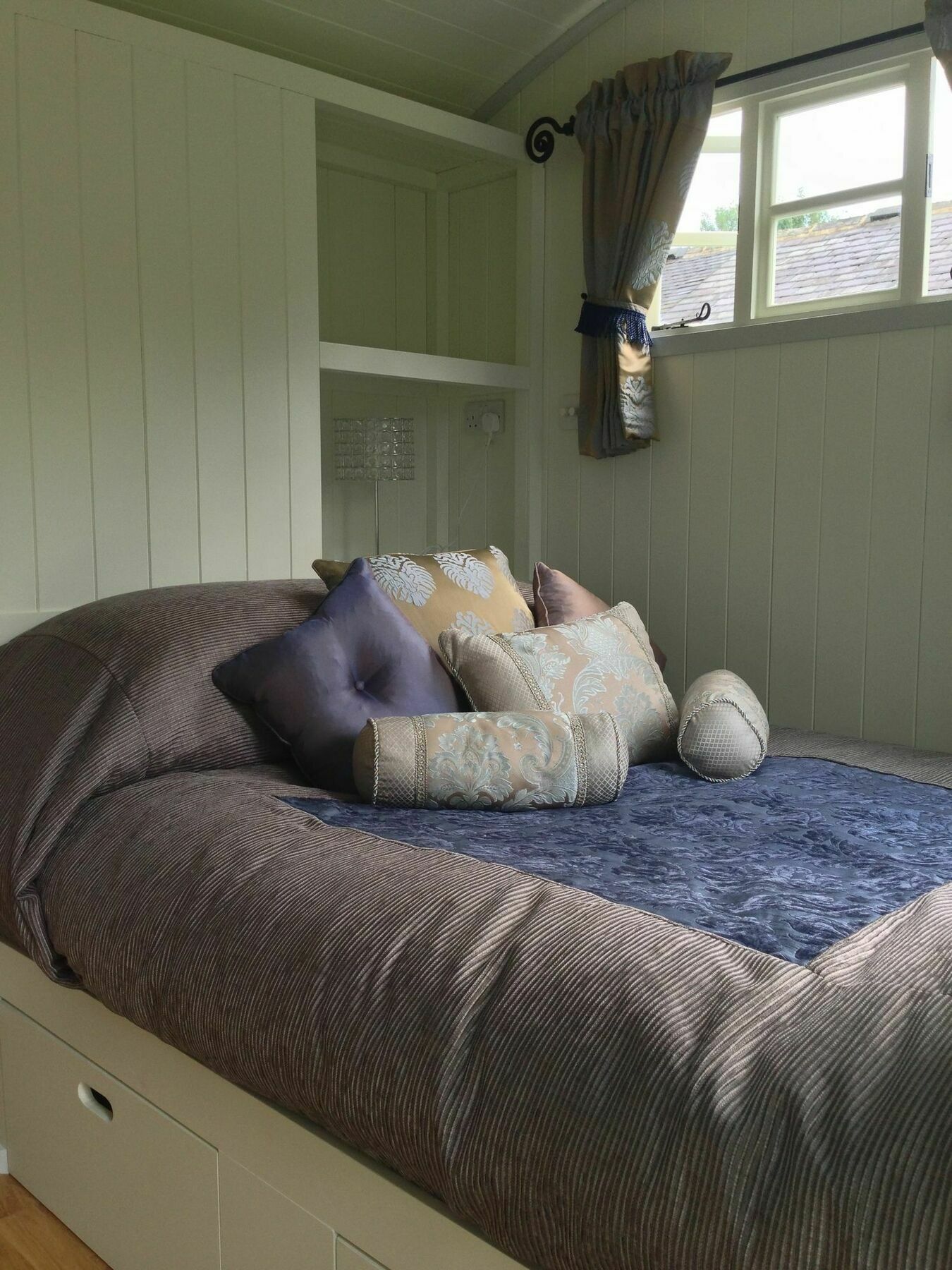 Posh Huts Farmstay Falstone Bagian luar foto